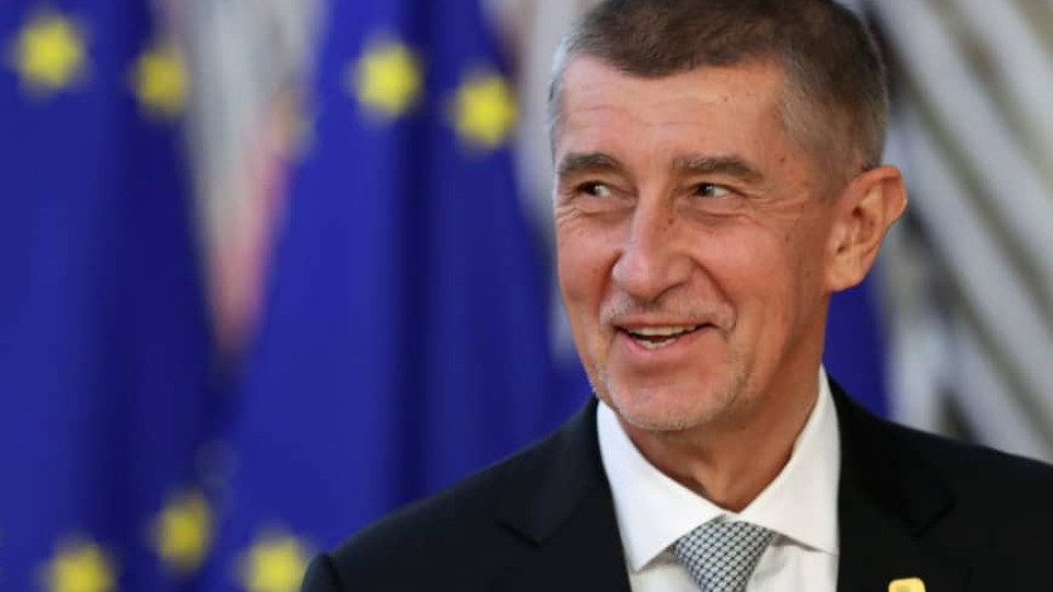 Чехите решават съдбата на премиера Андрей Бабиш на изборите през уикенда