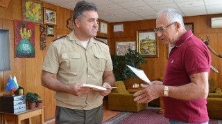 Онкологът проф. Иван Гаврилов направи ценно дарение на Военния университет