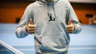Френски ексцентрик стана Мистър Sofia Open