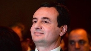 Премиерът на Косово обвини Сърбия, че провокира международен конфликт