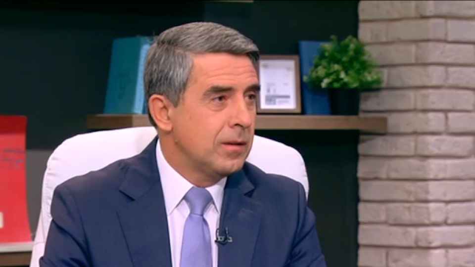 Плевнелиев: Радев е единственият, който атакува, руши и не спазва Конституцията