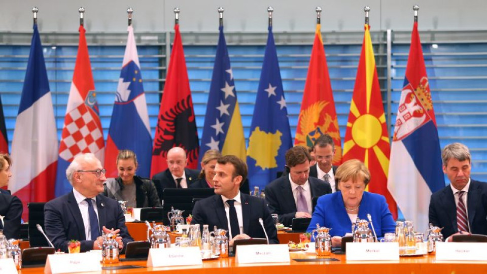 Германия и Франция обмислят връщане на визите за страните от Западните Балкани