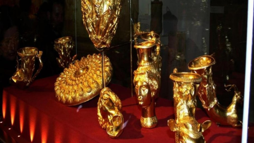 Репликите на Панагюрското златно съкровище наистина са временно задържани заради рутинна процедура