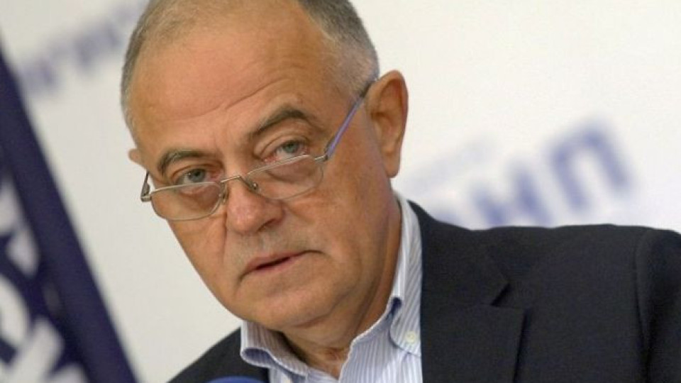Ген.Атанас Атанасов: Служебното правителство е предложило на президента да освободи председателя на ДАТО