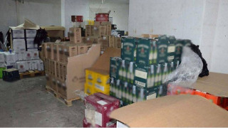 Гръцката полиция разби група, внасяла фалшив алкохол от България