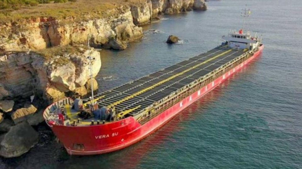Експерт: Политическа е вината за ситуацията с кораба „Вера Су“