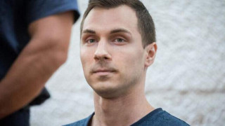 САЩ депортираха осъден руски хакер в Русия