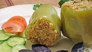 Пълнени чушки с просо