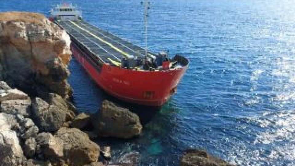 Сдружение предлага своите 53 рибарски кораба за операцията по спасяването на “Вера Су”