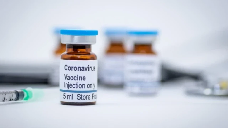 Експерти предложиха насоки за прилагането на трета доза ваксина срещу COVID