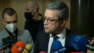 Тома Биков: Ако Радев спечели втори мандат, БСП ще се разцепи
