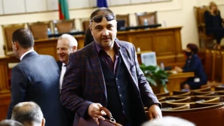 Чорбанов обяви, че представя БГ ваксина, а то било доклад