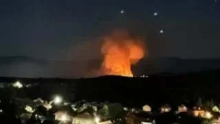 Екипи на пожарната гасят огън в с. Радловци, няма опасност за хората