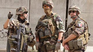 Френски войник е убит в Мали при сражение с екстремисти