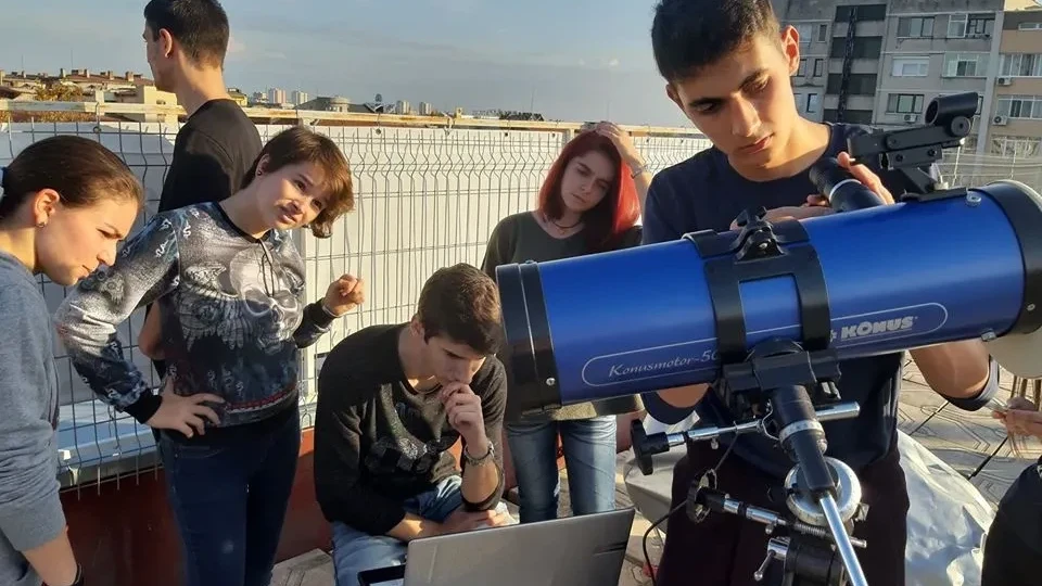 Астрономическата обсерватория в Ямбол разкрива два нови клуба за работа с ученици