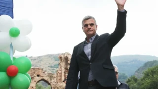 Премиерът Янев се среща с представители на туристическия бранш утре