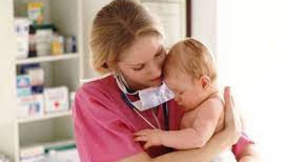 Делта-вариантът по-често води до пневмония при бебетата, преболедувалите поне 6 месеца с антитела