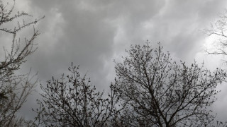 Днес ще е облачно, на места – дъждовно