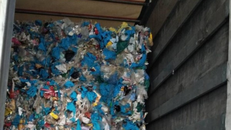 Румънските власти спряха над 37 тона отпадъци от България