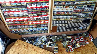 Арест за украинец, скрил контрабандни цигари за 42 хил.лв. в автобус в Поморие