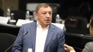 Жената до Алексей Петров потъна вдънземя след мафиотското му убийство