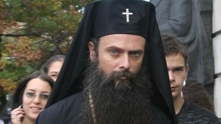 Дядо Николай лъсна зад скандалното решение на Светия синод да отмени изборите на нов владика в Сливен