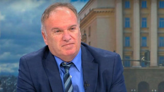 Владимир Чуков: Подписаното споразумение за редките минерали между САЩ и Украйна ще се реализира едва тогава, когато реши Путин