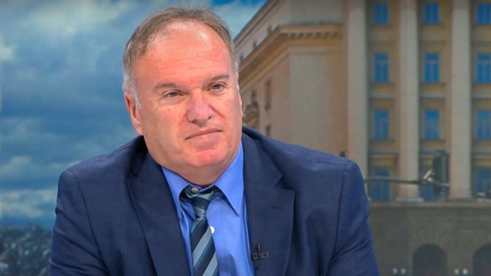 Владимир Чуков: Подписаното споразумение за редките минерали между САЩ и Украйна ще се реализира едва тогава, когато реши Путин