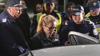 "Възраждане" поиска от президента да помилва бившата кметица на столичния район "Младост" Десислава Иванчева, която в момента излежава присъда