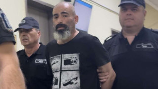 В Пловдив доведоха с белезници мъжа, който искаше да се самоубива
