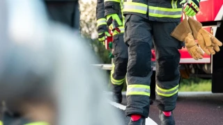 След възникнал пожар в стопанска сграда: Спасиха 200 животни