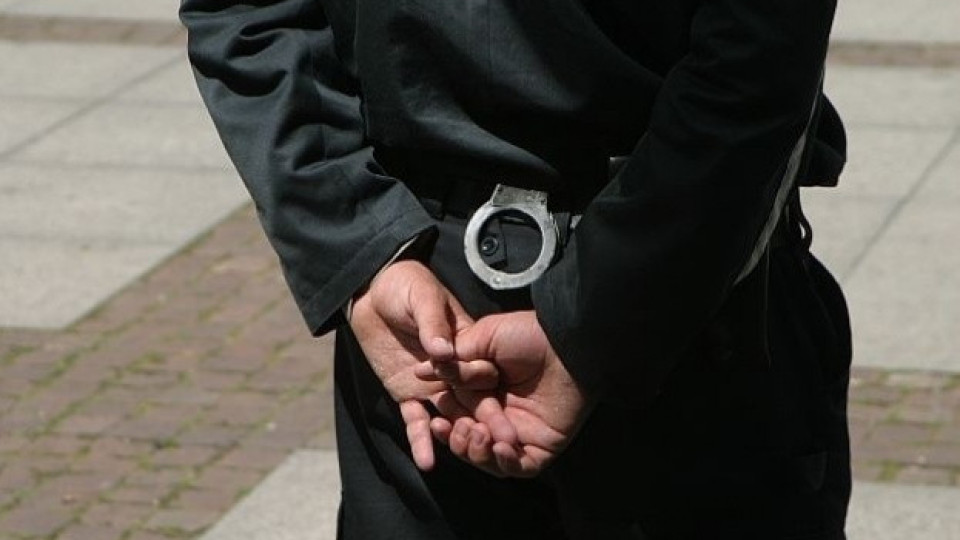 Полицаи от Смолянско са с повдигнати обвинения за престъпления, свързани с работата им