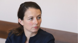 Мария Брестничка: Не знам защо един милиард лева изглежда много скандален за детска болница, но не и за военни самолети