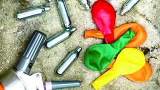 ГДБОП хвана 1 тон райски газ, изпратен по куриер до физическо лице