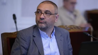 Проф. Чорбанов: Младите лекари искат да вземат специалност, но да не поемат никакъв ангажимент