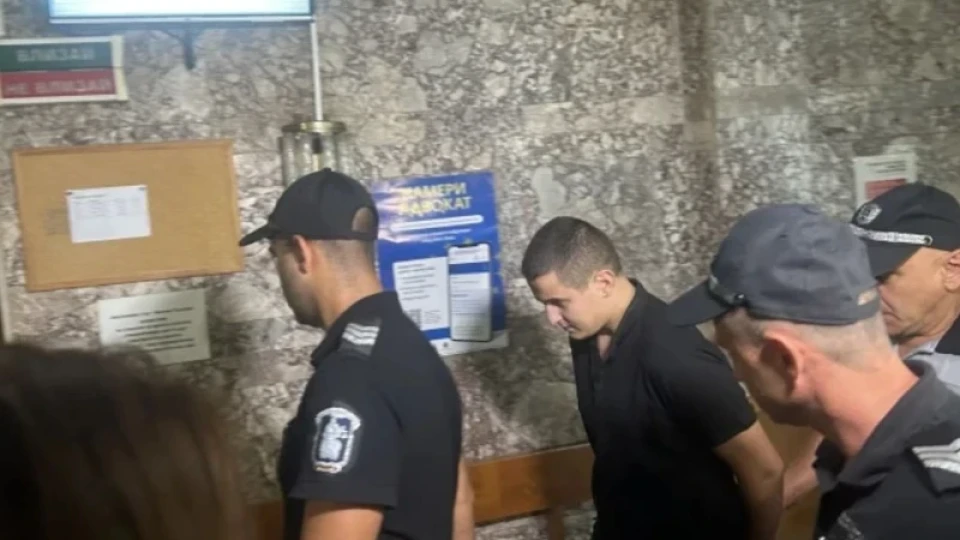 Надзор за непълнолетния обвиняем след побоя над шефа на полицията в Русе