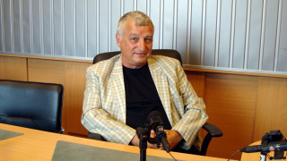 Трябва ли да се забранят социалните мрежи за подрастващите