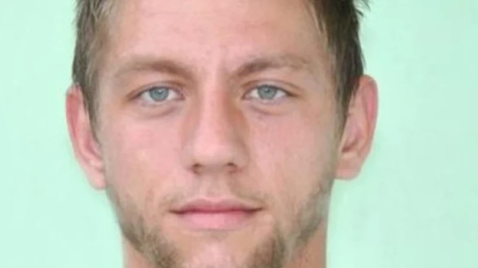 Условна присъда за учителя, имал сексуални отношения с ученичка Условна присъда за учителя, имал сексуални отношения с ученичка