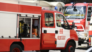 След опасното селфи и спасителната операция в София. Кой е собственикът на сградата, на която се качиха четири деца?