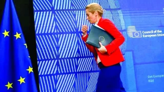 Дипломат №1 на ЕС Кая Калас е пътник