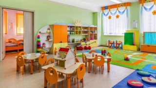Кабинетът компенсира неприетите деца в детски градини с над 1,7 млн. лв