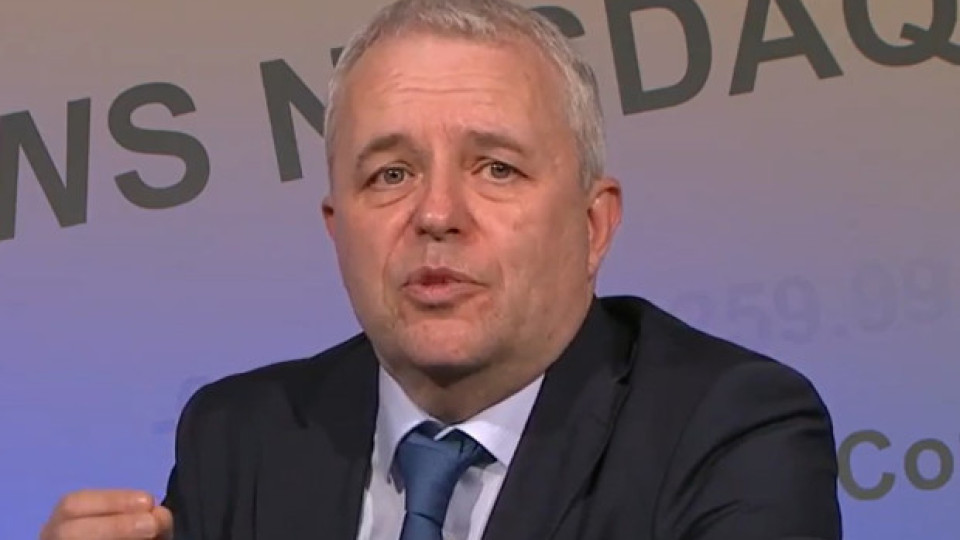 Финансист: 100 лева на месец водят до 6000 лв. в спестовна сметка и над 7300 лв. в глобален ETF за 5 години