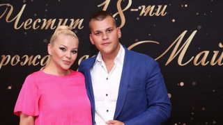 Синът на Деси Слава е изтърван! Майка му го издържа на 24 г. с дете и жена, а той осакатява тийнейджъри до живот