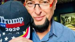 Унижението на Евгени Минчев! Уж лорд, а проси пари от Халваджиян. Профукал е всичко за пиячка и мъже