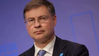 Валдис Домбровскис: Поздравления, България! Заедно вървим напред!