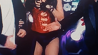 Гаджето на Михаела Маринова умря от срам! Певицата се развя по гащи на Нова година, най-милото й лъсна (СНИМКИ)