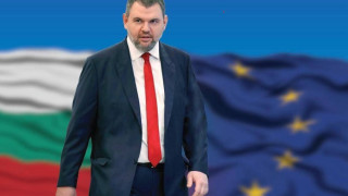 ОБЕЩАНО-ИЗПЪЛНЕНО! Делян Пеевски, депутати и кметове от ДПС дарили 225 000 € на пенсионери!