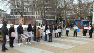 Протестиращи в Бургас: "Това не е инцидент, а отнет живот" – искат Бургазлиев в ареста