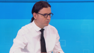 Искрен Иванов: Сценарият Украйна да бъде поделена на две все още седи с пълна сила на масата