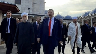 Делян Пеевски, лидер на ДПС и ПГ на ДПС-НОВО НАЧАЛО: Нека свещеният месец Рамазан вдъхнови всички към добри дела!